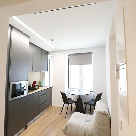 268 Lettér - Charming With Balcony Appartement