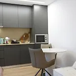 268 Letter - Charming With Balcony * リスボン