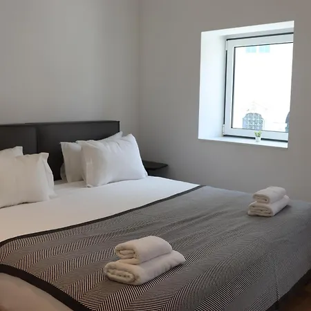 268 Letter - Charming With Balcony דירה ליסבון