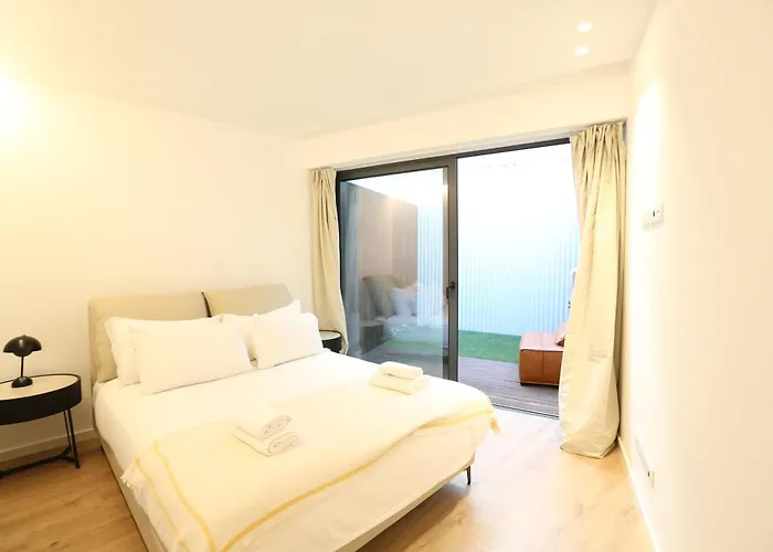 268 Letter - Charming With Balcony