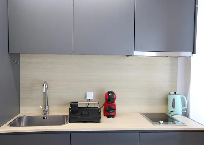 דירה 268 Letter - Charming With Balcony