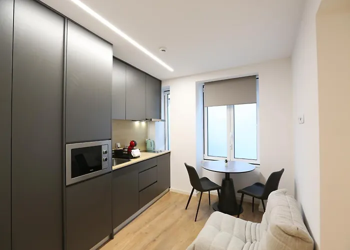 268 Letter - Charming With Balcony דירה ליסבון