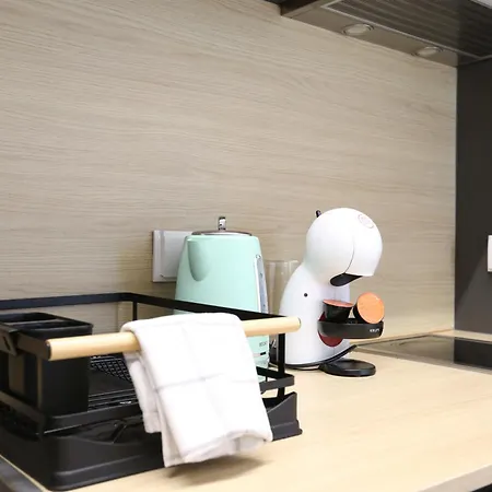 268 Letter - Charming With Balcony דירה ליסבון