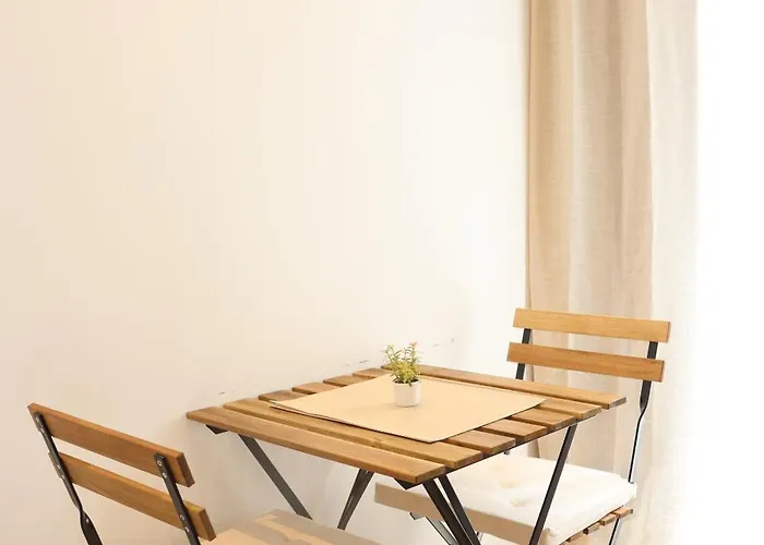 268 Letter - Charming With Balcony דירה ליסבון